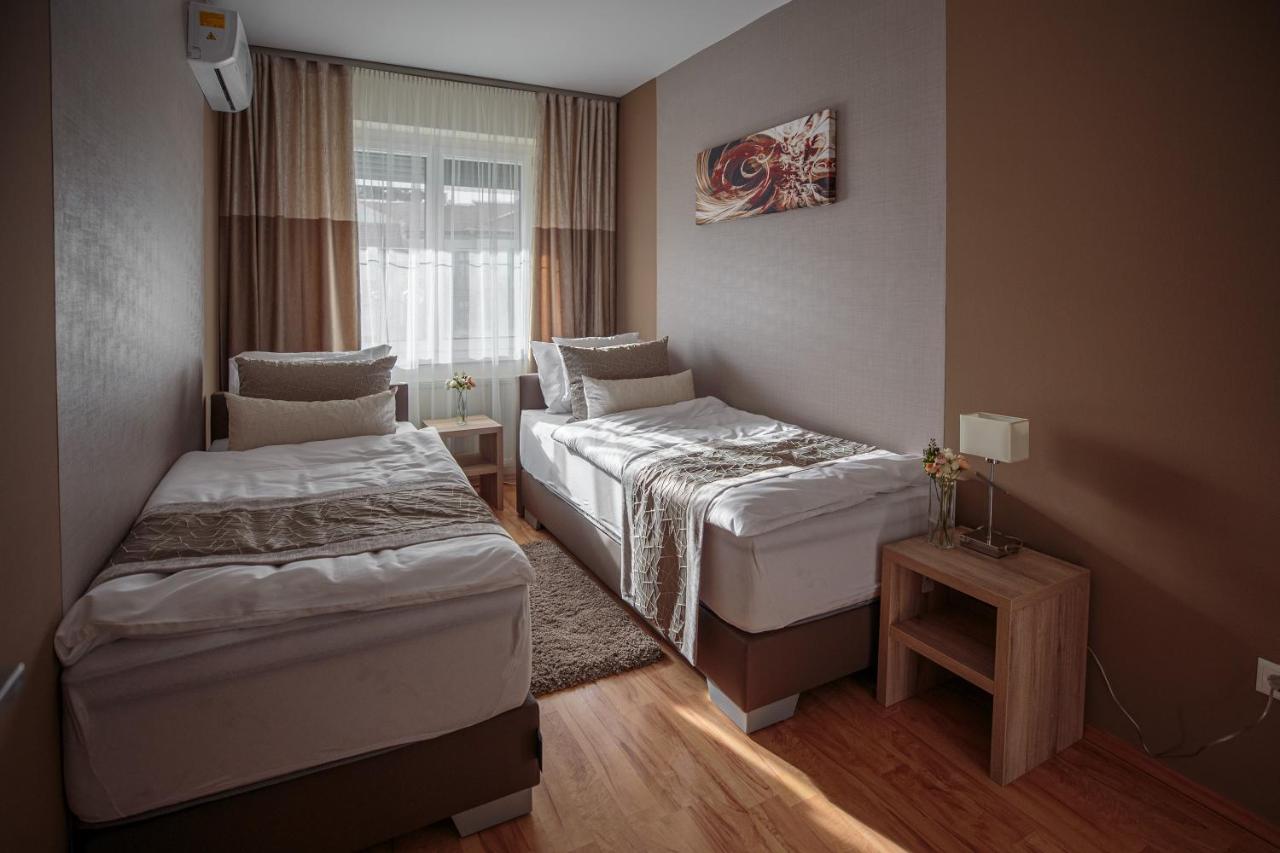 Mokka Apartments Miskolc Exterior photo